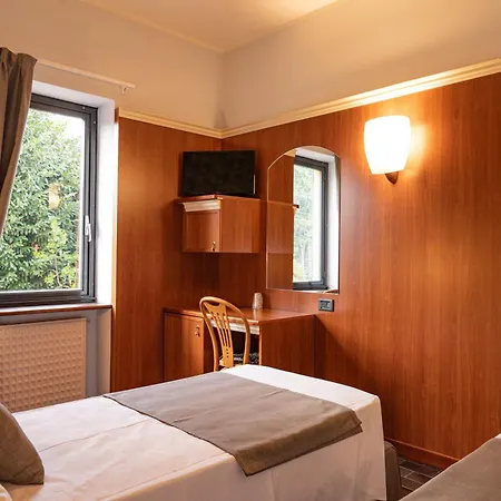 Agnello Hotel 3*